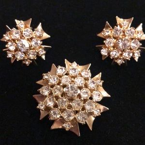 Vintage Rhinestone Pin/pendant & Earrings Set